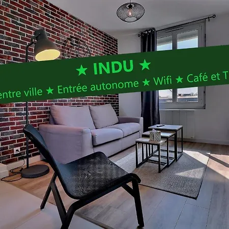 Appartement Indu Centre Ville De Vitre Exterior photo